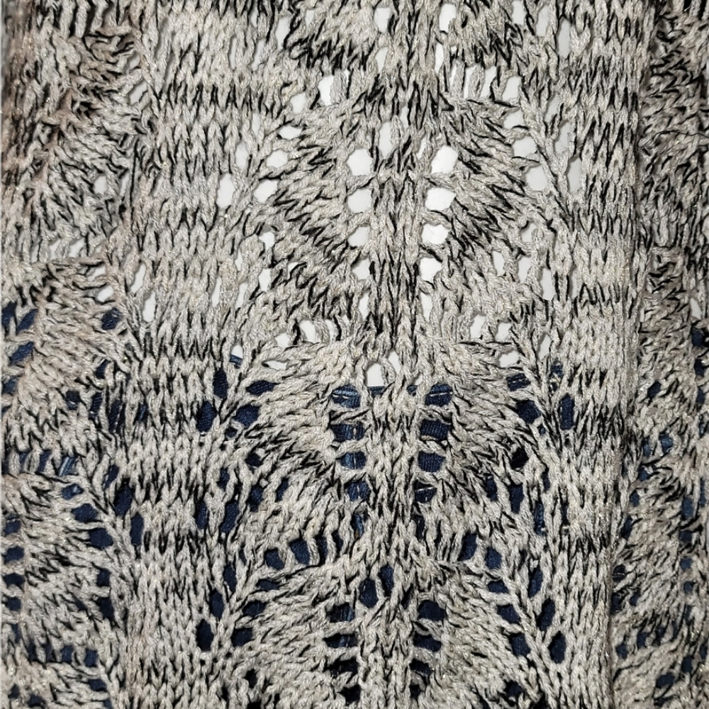 Sweaters - Picture 12 of 15